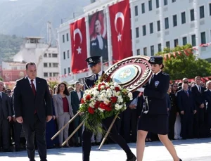 Manisa’da Cumhuriyetin 102. Yılı Coşkuyla Kutlandı: Törenler ve Sergilerle Dolu Gün