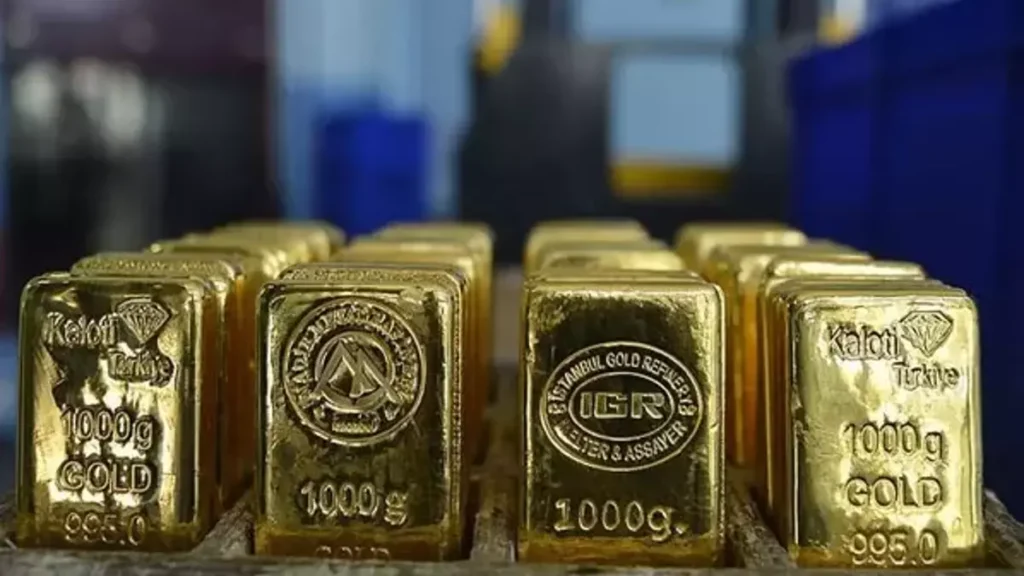 Ons Altın 4.000 Doları Aştı, Gram Altın Rekor Kırdı!