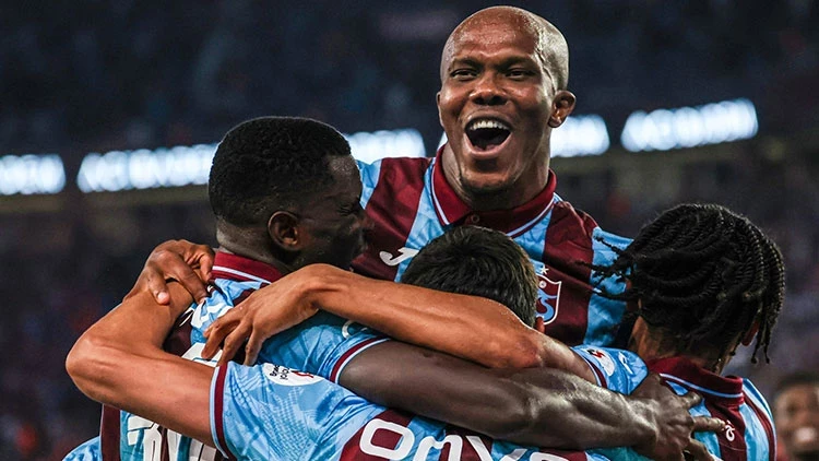 Trabzonspor Fırtınası: Kayserispor’u 4 Golle Devirdi