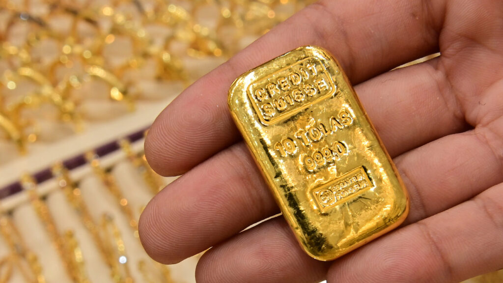 Ons Altın 4.000 Doları Aştı, Gram Altın Rekor Kırdı!