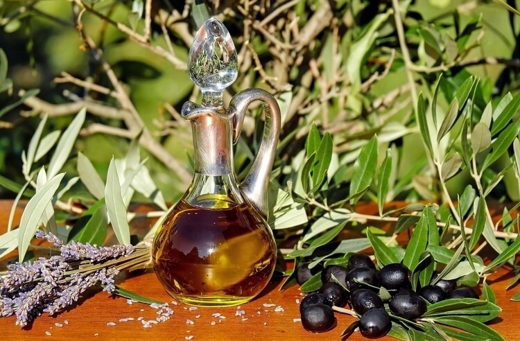 5 Litrelik Ayçiçek Yağı Piyasadan Ucuz Fiyatla Satışta