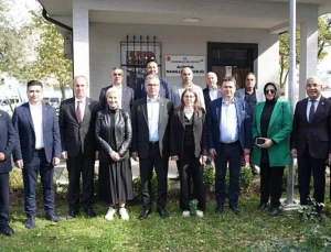 Başkan Erkan Aydın, Altınova Mahallesi’nde Vatandaşlarla Buluştu