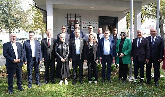 Başkan Erkan Aydın, Altınova Mahallesi’nde Vatandaşlarla Buluştu