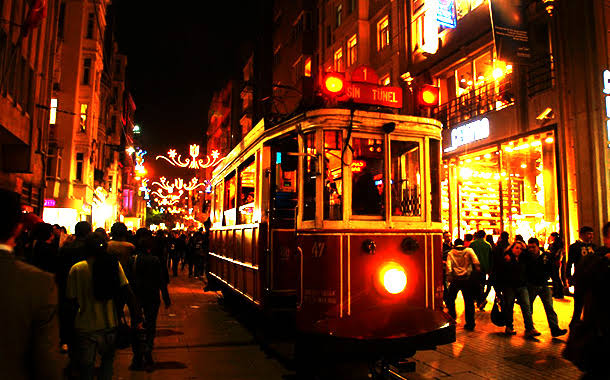 İstanbul Valiliği’nden 4 İlçede Eylem ve Gösteri Yasağı