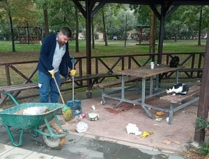 Kocaeli Tavşancıl Sahil Parkı’nda Kapsamlı Temizlik ve Düzenleme Çalışmaları