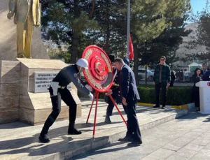 Van Valiliği’nin 29 Ekim Videosunda Grup Yorum Ezgisi Kullanıldı! Sosyal Medyada Gündem Oldu