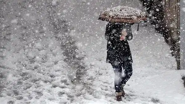Türkiye’de Soğuk Hava Dalgası Etkili Olacak: Hafta Sonu Kar Yağışı Geliyor