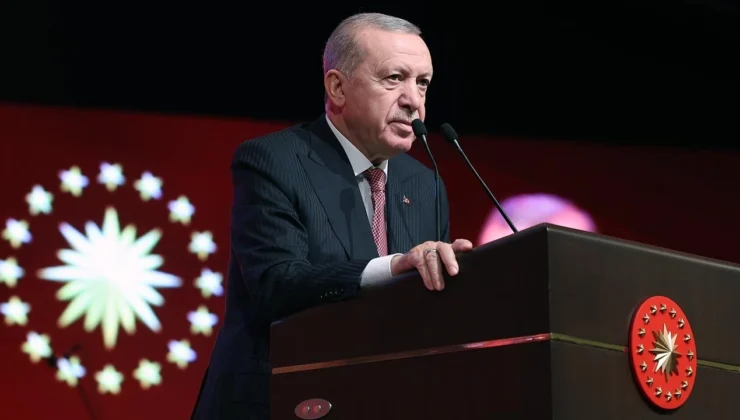 Cumhurbaşkanı Erdoğan’dan “bahisçi hakemler” açıklaması: “Vatandaş ‘Neler oluyor neler’ demeye başladı”