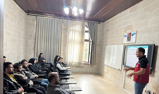 Nevşehir Belediyesi’nden Ev ve Süs Hayvanı Satıcılarına Sertifikalı Eğitim