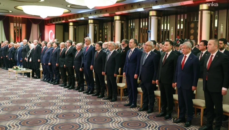 Cumhurbaşkanlığı Külliyesi’nde Babacan ve Şimşek Buluşması: Enflasyon ve İşçi Maliyetleri Konuşuldu