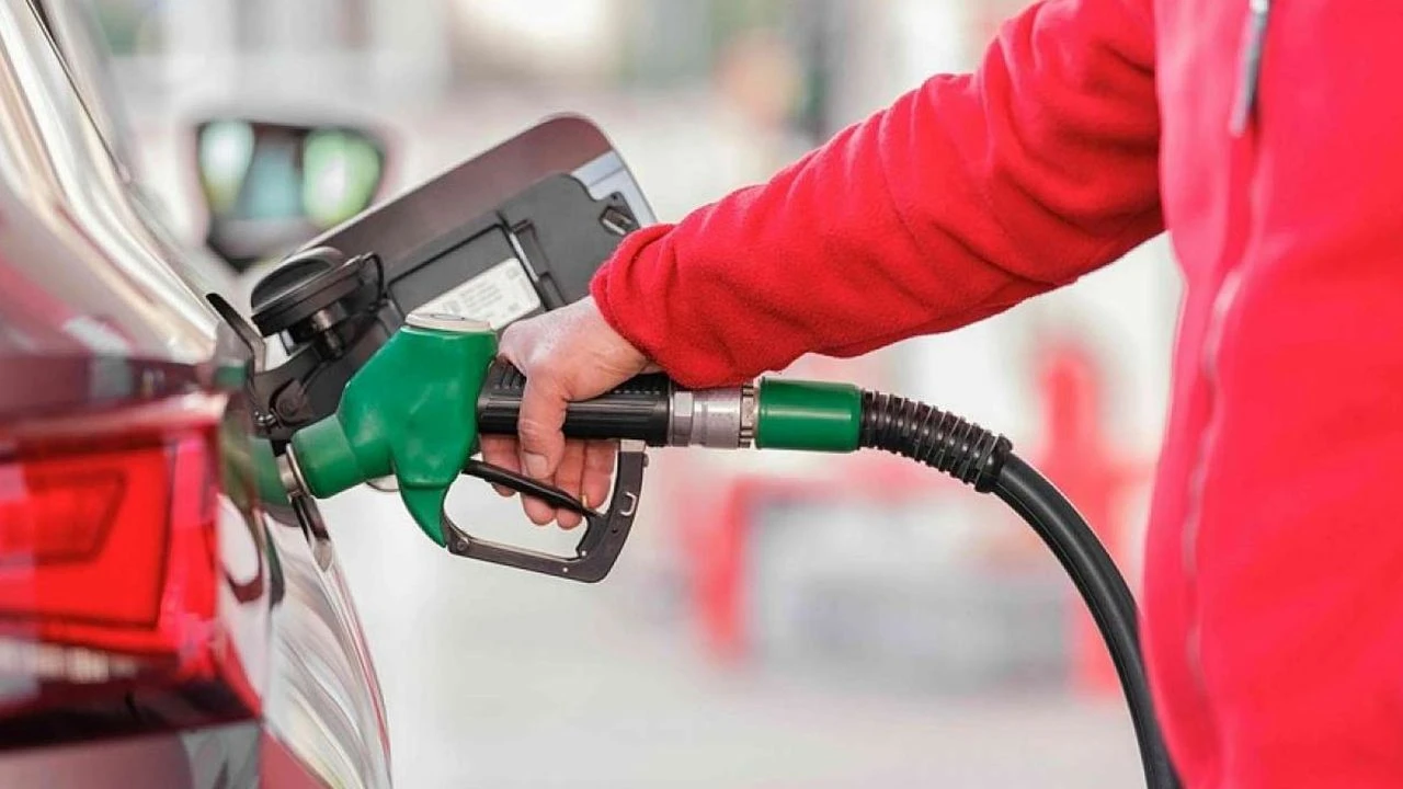Motorine 2 Lira 30 Kuruş Zam Geliyor: İstanbul’da Fiyat 54 Lira 65 Kuruşa Yükselecek