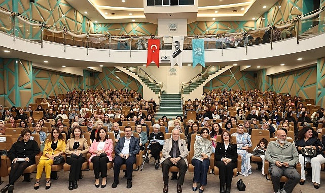 Nilüfer’de Kadınlar Deniz Gezgin ile “Doğa Defteri” Üzerine Buluştu
