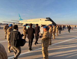 Van’da 300 Afgan Göçmen Sınır Dışı Edildi