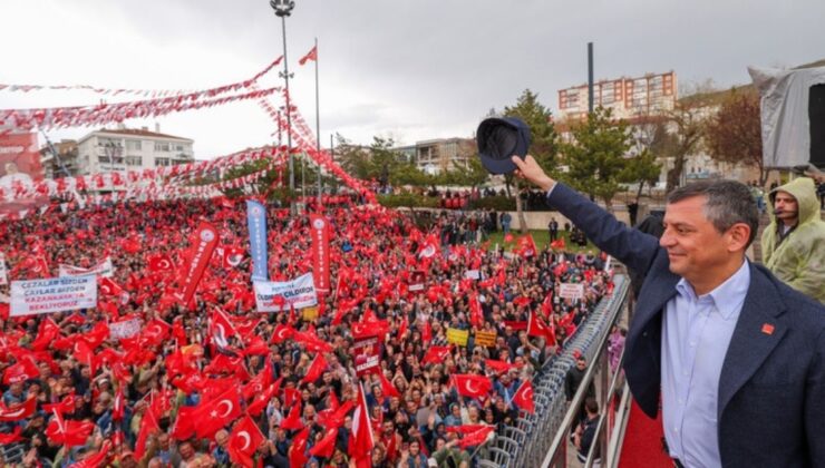 Özgür Özel Ordu Mitinginde Konuştu: “İktidara Karşı Mücadeleyi Büyüteceğiz”