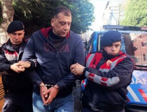 Manisa’da Otizmli Öğrenciyi Merdivenden İten Müdür Gözaltına Alındı