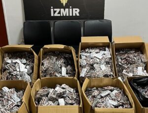 İzmir’de otomobilde 68 bin sentetik hap ele geçirildi