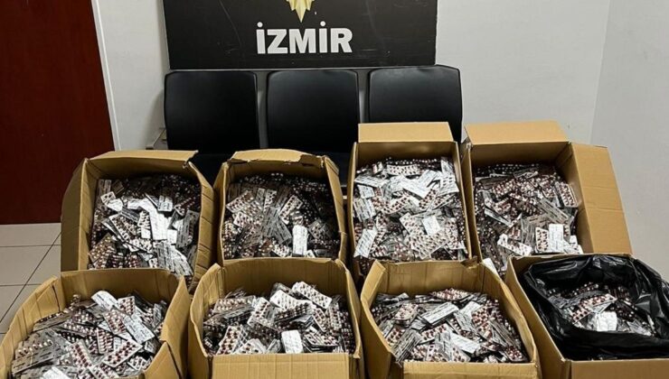 İzmir’de otomobilde 68 bin sentetik hap ele geçirildi
