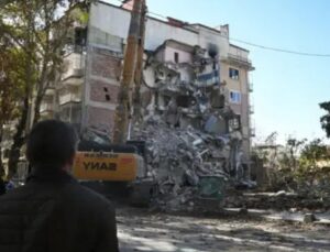 Balıkesir’in Sındırgı İlçesi “Genel Hayata Etkili Afet Bölgesi” İlan Edildi