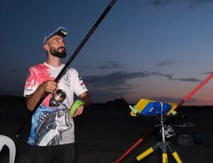 Kocaeli’de 8. Uluslararası Surfcasting Balık Tutma Yarışması Başladı