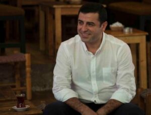 Selahattin Demirtaş’tan Erdoğan, Bahçeli ve Öcalan’a Barış Çağrısı: “Somut Adımlar Atmaktan Vazgeçmeyin”