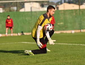 Mateusz Lis, Göztepe’de Kalesini Devleştiriyor