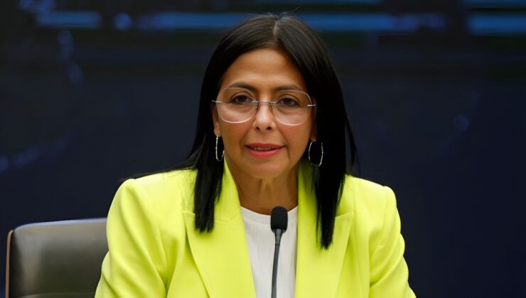 SON DAKİKA | Maduro New York’a Götürüldü, Delcy Rodriguez Görevi Devraldı